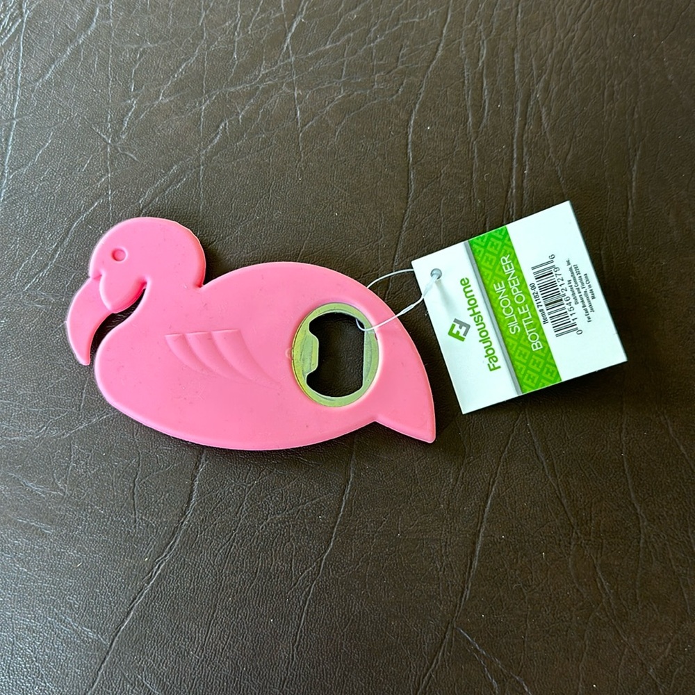 Fabulous Home Flamingo Silicone Bottle Opener 🦩